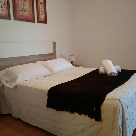 Appartement Flatsandrooms La Juderia Teruel